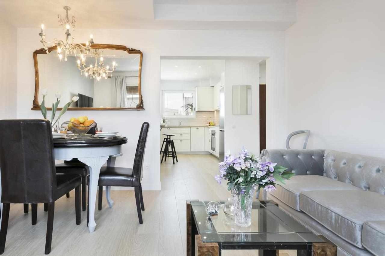 Apartment Leonor Barcelona Exteriör bild