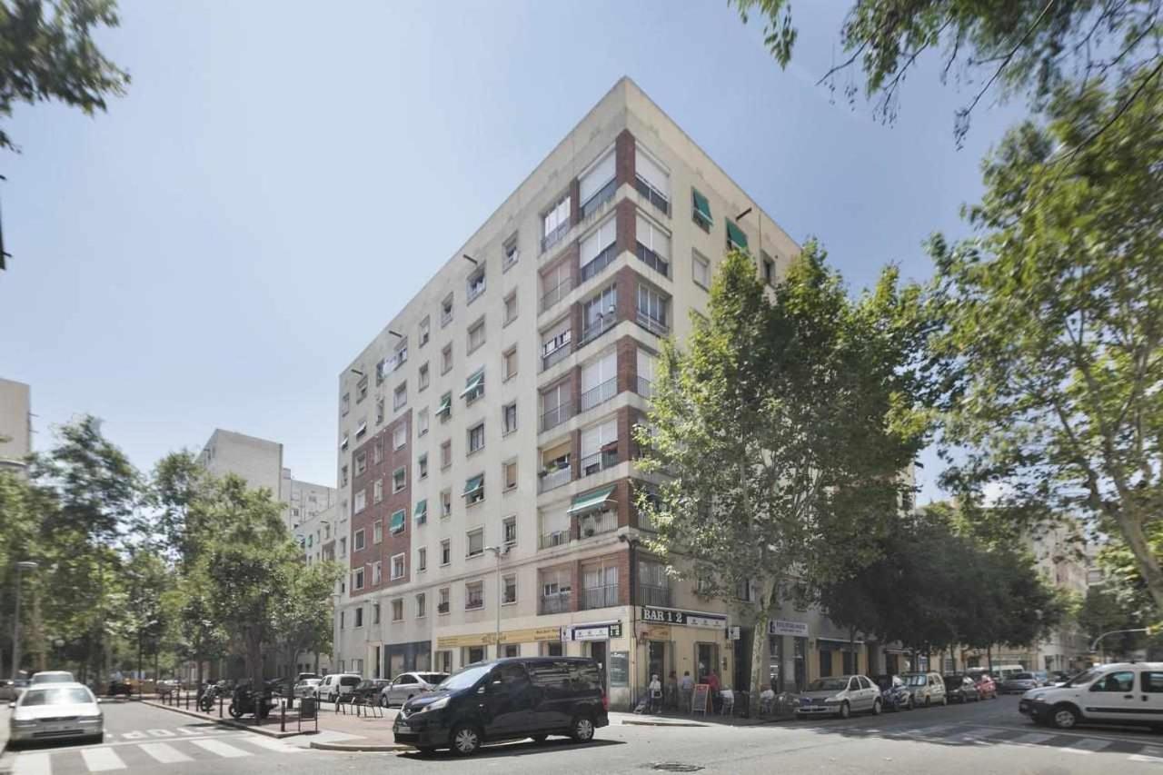 Apartment Leonor Barcelona Exteriör bild